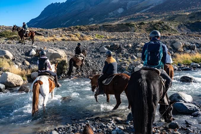 Cabalgata por el Lago Nordenskjöld